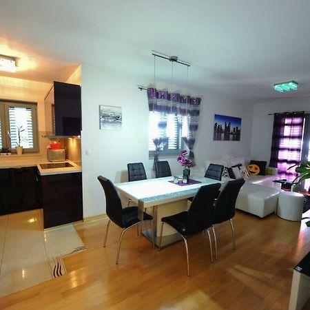 Apartment Vedran Podstrana Kültér fotó