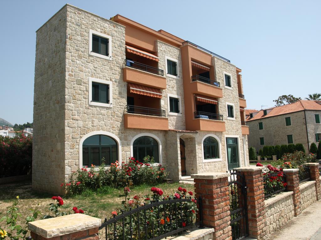 Apartment Vedran Podstrana Kültér fotó
