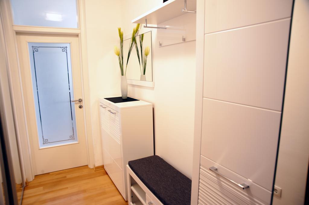 Apartment Vedran Podstrana Kültér fotó