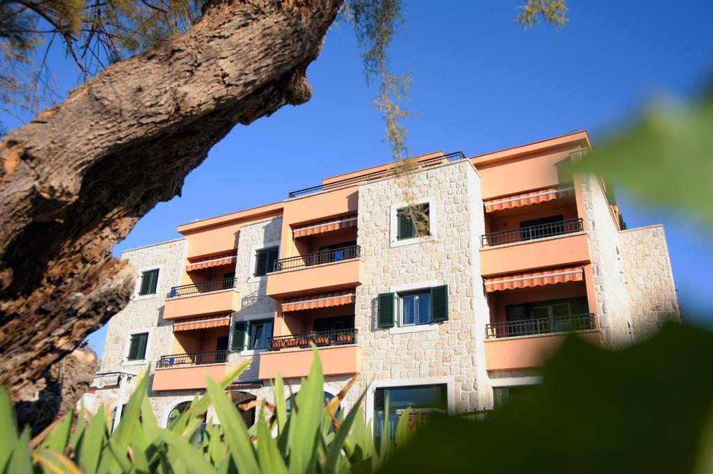 Apartment Vedran Podstrana Kültér fotó